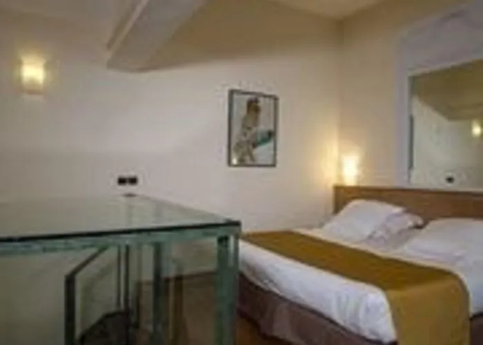Hotel Du Jeu De Paume 4*