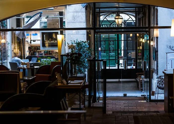 Du Jeu De Paume 4* Paris