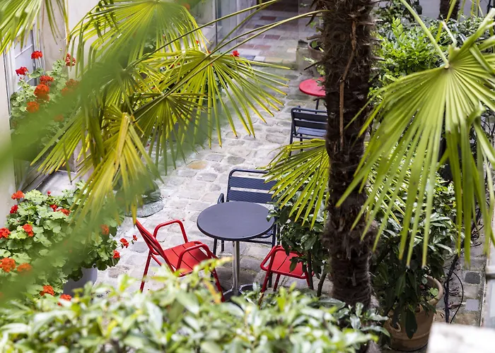 Du Jeu De Paume Otel